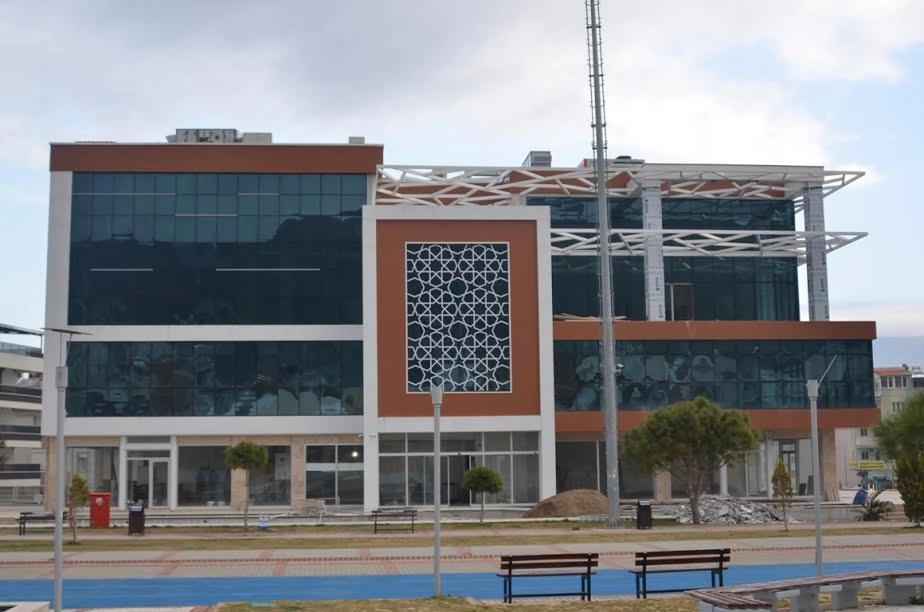 İzmir Kemalpaşa Kültür Merkezi